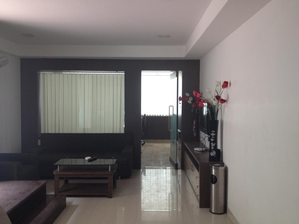 Hotel Amaravati Siliguri Εξωτερικό φωτογραφία