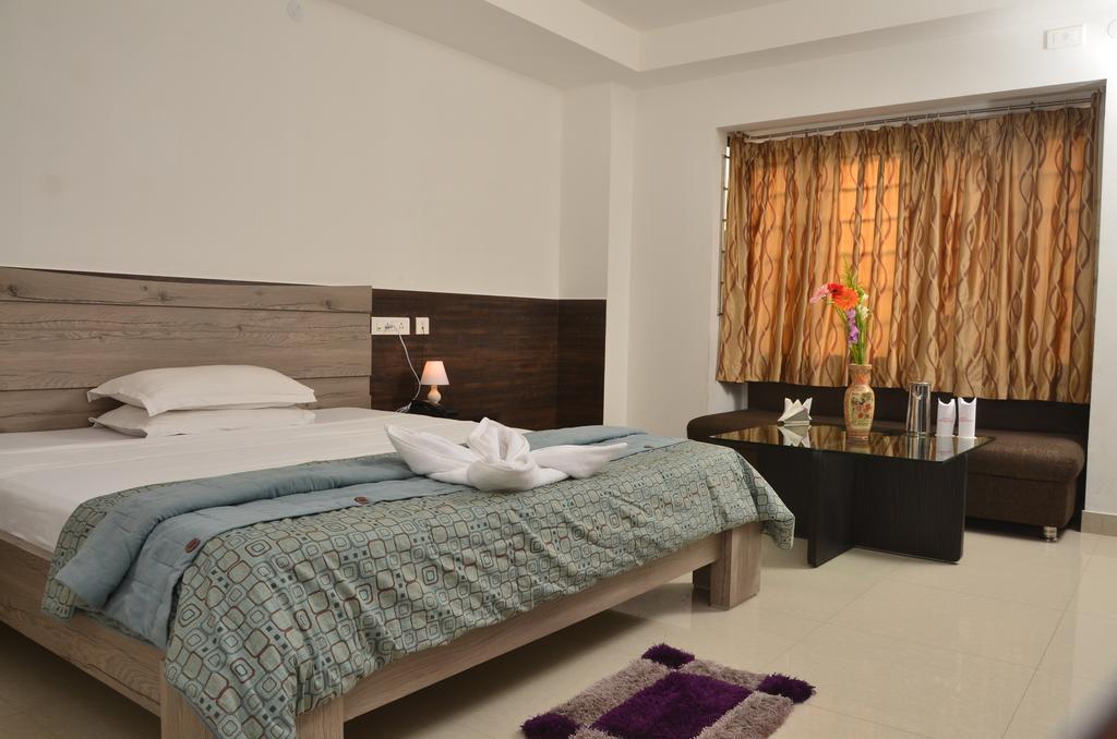 Hotel Amaravati Siliguri Δωμάτιο φωτογραφία